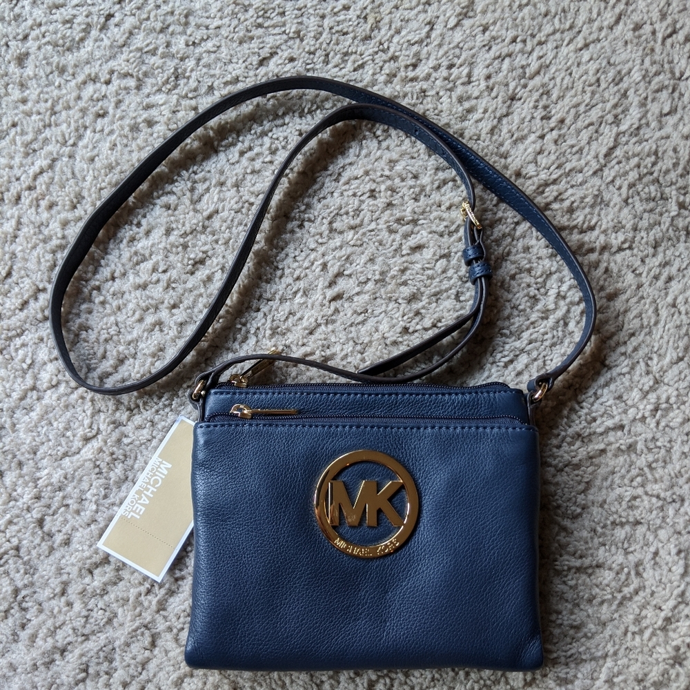 MICHAEL KORS navy blue crossbody NEW